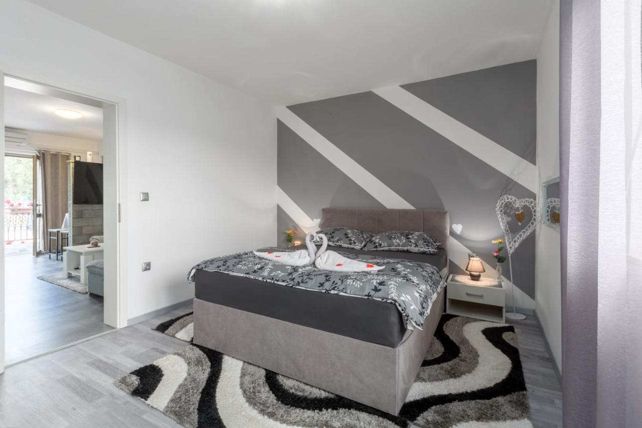 Apartment 50 Shades Of Grey Poreč Eksteriør billede